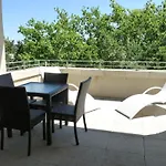 La Du Chateau De Jouarres Azille