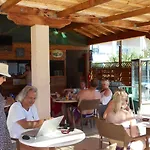 Apartahotel La Résidence Du Château De Jouarres 3*