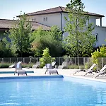 Apartahotel La Résidence Du Château De Jouarres Azille