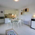 La Résidence Du Château De Jouarres 3* Azille