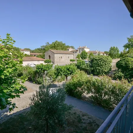 Aparthotel La Du Chateau De Jouarres