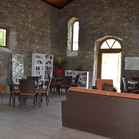 La Du Chateau De Jouarres Aparthotel Azille