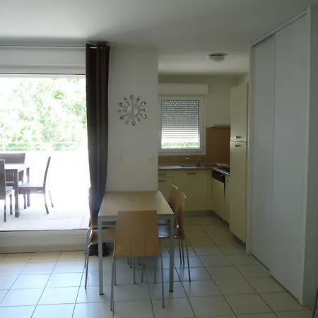 La Du Chateau De Jouarres Lägenhetshotell 3*