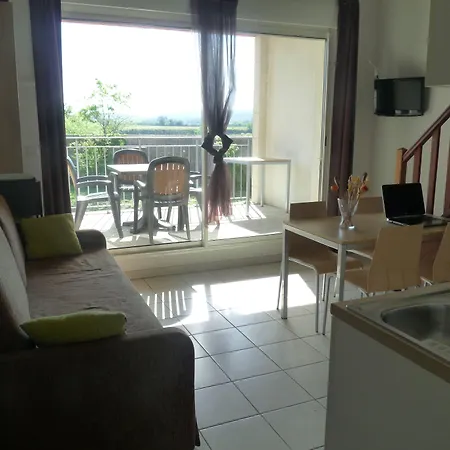 La Résidence Du Château De Jouarres 3* Azille