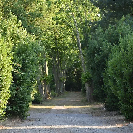 Aparthotel La Du Chateau De Jouarres 3*