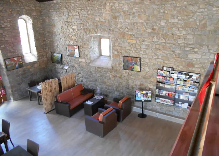 La Du Chateau De Jouarres Azille